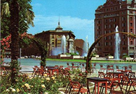 POSTAL PV00532: Vista de la Glorieta de Guzman el Bueno en Leon