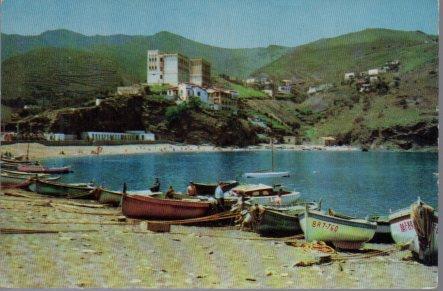 POSTAL PV00900: Barcas en la playa de Portbou