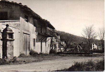 POSTAL PV00797: San Privat de Bas en Olot