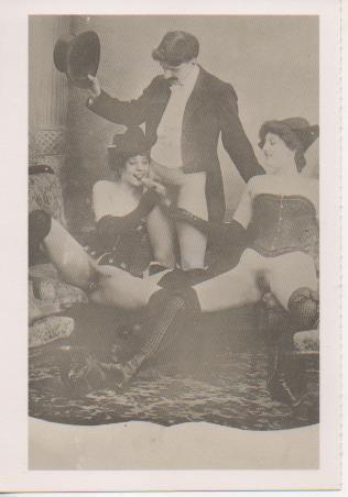Postal E07142:  Las Mas Bellas Tarjetas Eróticas Siglo XIX y XX (26)