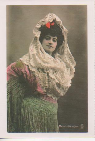 Postal E07022:  Las Mas Bellas Tarjetas Postales Siglo XIX y XX. Artistas. Mercedes Berenguer (2)