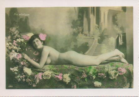 Postal E07070:  las Mas Bellas Tarjetas Postales Siglo XIX y XX. Desnudos Elegantes (2)