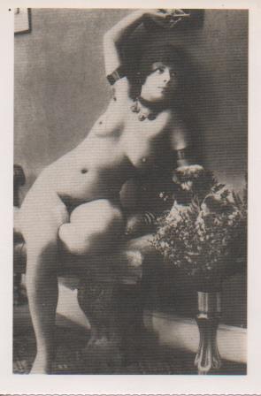 Postal E07221:  Las Mas Bellas Tarjetas Eróticas Siglo XIX y XX (105)