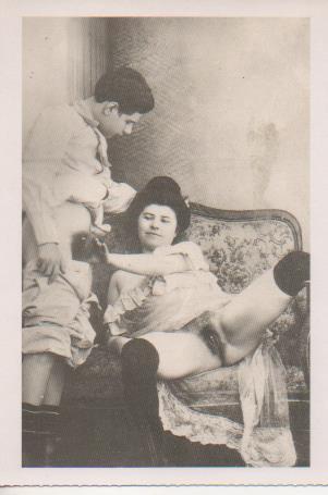 Postal E07175:  Las Mas Bellas Tarjetas Eróticas Siglo XIX y XX (59)