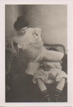 Postal E07184:  Las Mas Bellas Tarjetas Eróticas Siglo XIX y XX (68)