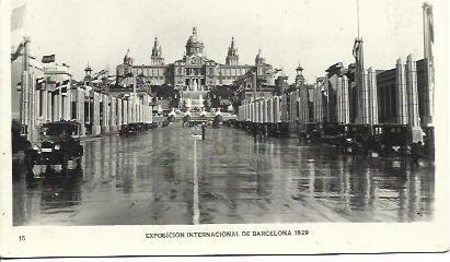 POSTAL A2605: Avenida Reina Maria Cristina de Barcelona