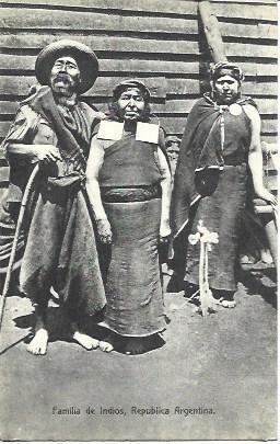 POSTAL A2766: Familia de indios de Argentina