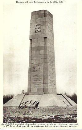 POSTAL A2697: Monumento a los Defensores. 