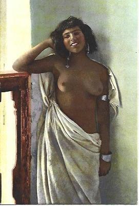 POSTAL A2734: Mujer del interior de Marruecos