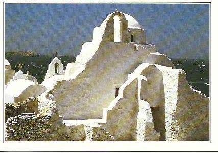 POSTAL A2493: Iglesia de Paraportiani en Mykonos