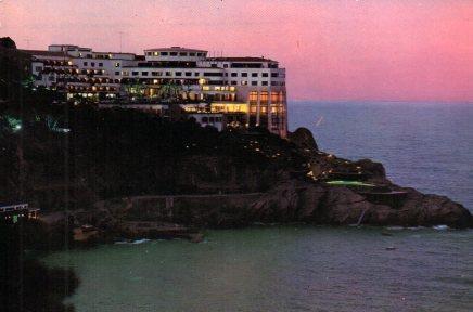 POSTAL PV01598: Vista nocturna del hotel Cap Sa Sal en Bagur
