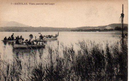 POSTAL PV03026: Barcas en el lago de Bañolas