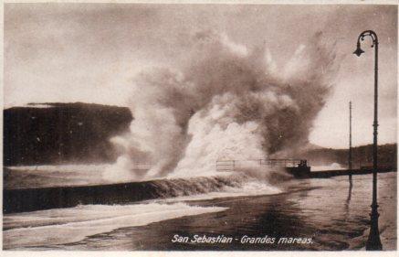 POSTAL PV03268: Grandes mareas 3 en San Sebastian