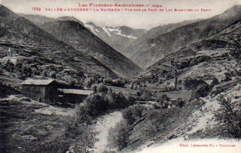 POSTAL PV02642: Vallee d'Andorre, La Massana. Les Pyrenees 3 serie. Phot Labouche Fr