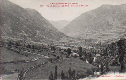 POSTAL PV02627: Vallee d'Andorre, Plaine d'Encamp.  Les Pyrenees 3 serie. Phot Labouche Fr