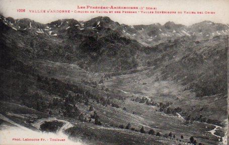 POSTAL PV02630: Vallee d'Andorre, Cirques de Varira et des Pessons. Les Pyrenees 3 serie. Phot Labouche Fr