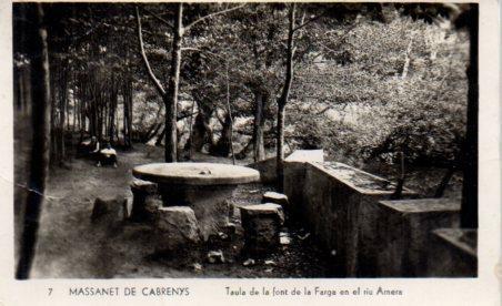 POSTAL PV02712: Taula de la Font de la Farga, Massanet de Cabrenys