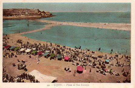 POSTAL PV02719: Gijon. Playa de San Lorenzo nº 44