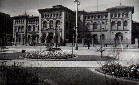 POSTAL PV02681: Facultad de Medicina en Zaragoza