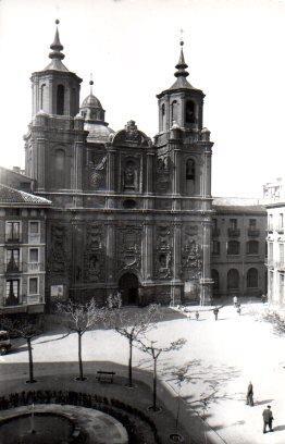 POSTAL PV02611: Plaza de San Cayetano en Zaragoza