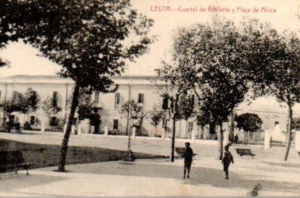 POSTAL PV02891: Ceuta. Cuartel de Artilleria y Plaza de Africa