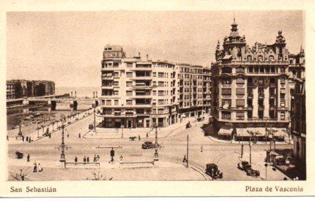 POSTAL PV02935: Plaza de Vasconia en San Sebastian