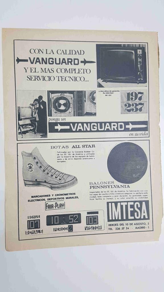 Página/LÁMINA con publicidad de un televisor Vanguard, Botas All Star y Balones Pennsylvania. Procede de la Revista Rebote, num 118 (dic 1970)