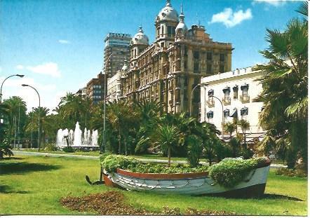 POSTAL A2902: Plaza del Mar en Alicante