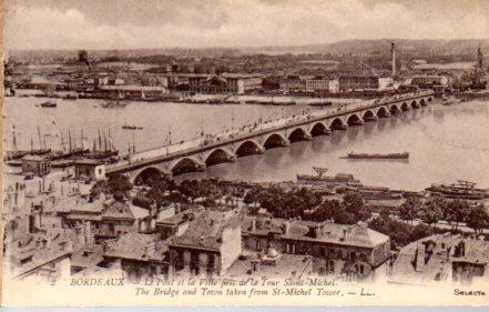 POSTAL PV03572: Le Pont et la Ville pris de la Tour Saint Michel, Bordeaux