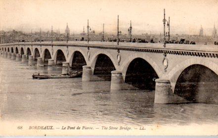 POSTAL PV03571: Le Pont de Pierre, Bordeaux