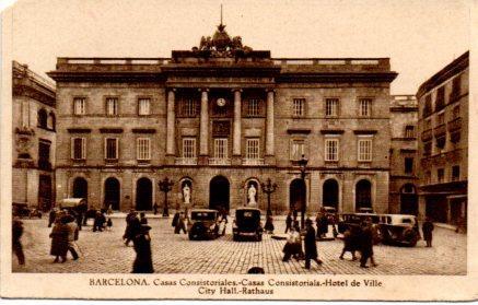 POSTAL PV03524: Casas Consistoriales de Barcelona