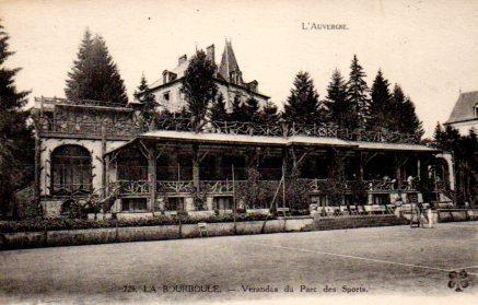 POSTAL PV03520: Parc des Sports La Bourboule