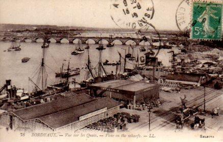 POSTAL PV03519: Vue sur les Quais, Bordeaux