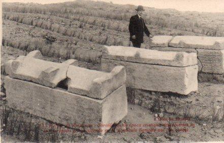POSTAL PV03541: Sarcofagos en las ruinas de Ampurias
