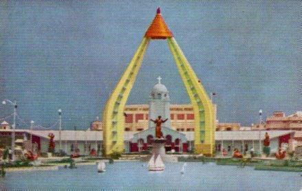 POSTAL PV04054: Gateway to the East, Manila