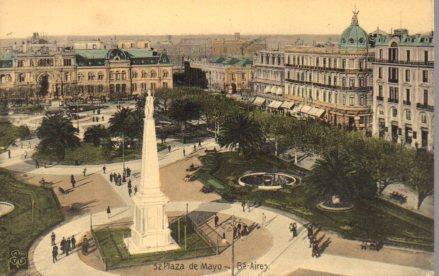 POSTAL PV03881: Buenos Aires Plaza de Mayo
