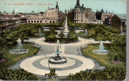 POSTAL PV03880: Plaza de Mayo, Buenos Aires