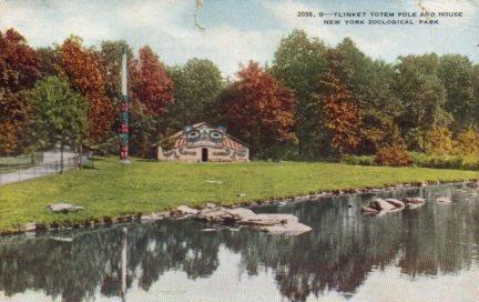 POSTAL PV03865: Tlinket Totem Pole and House, New York Zoological Park