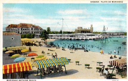 POSTAL PV03954: Playa de Marianao en La Habana