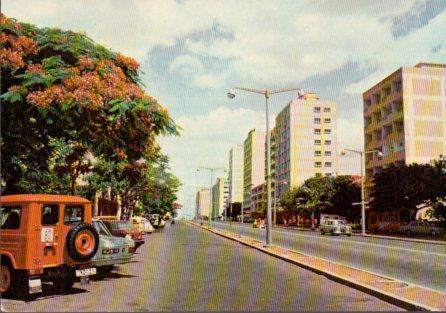 POSTAL PV04554: Vista parcial Av. Eduardo Mondlane en Maputo