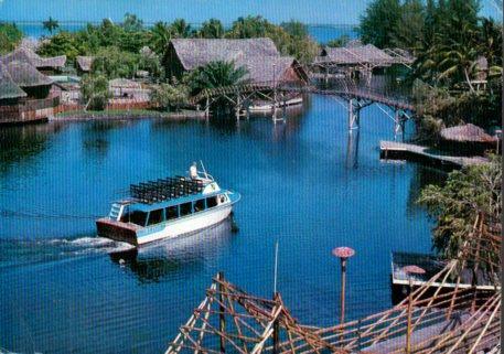 POSTAL PV04546: Centro turistico Guama en Matanzas, Cuba
