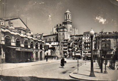 POSTAL PV04790: Gerona vista parcial desde Plaza Independencia