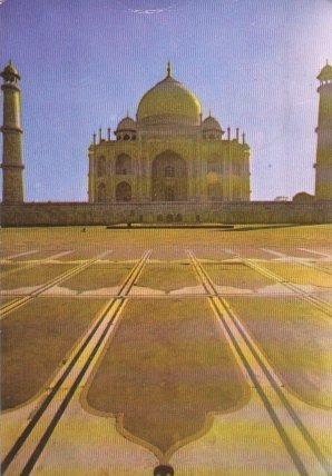 POSTAL PV04684: Taj Mahal a Poem in Marble, India