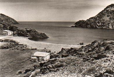 POSTAL PV04732: Playa de Tavallera en Puerto de la Selva