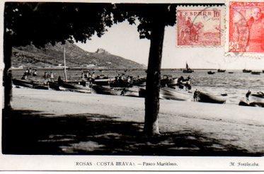 POSTAL PV04719: Paseo Maritimo con barcas en Rosas