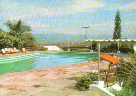 POSTAL PV04535: Motel Versalles piscina en Santiago de Cuba