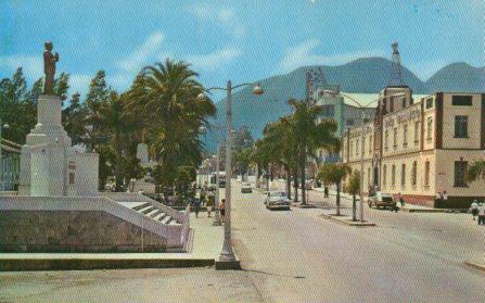POSTAL PV04327: Monumento a Martin Torres en Rio Blanco, Mexico