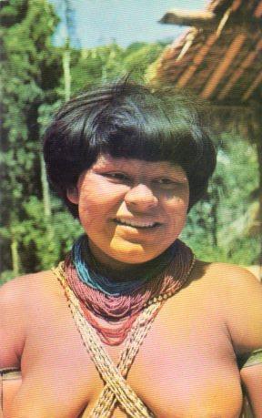 POSTAL PV04398: Mujer de la tribu Makiritare region de Tapara, Venezuela
