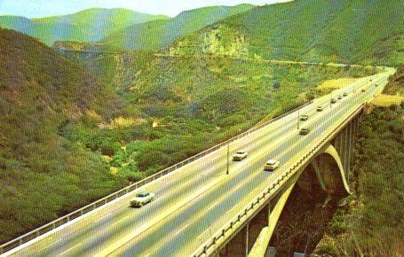 POSTAL PV04427: Tramo de la autopista Caracas - La Guaria