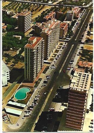 POSTAL A4022: Vista aerea de Benidorm, Alicante